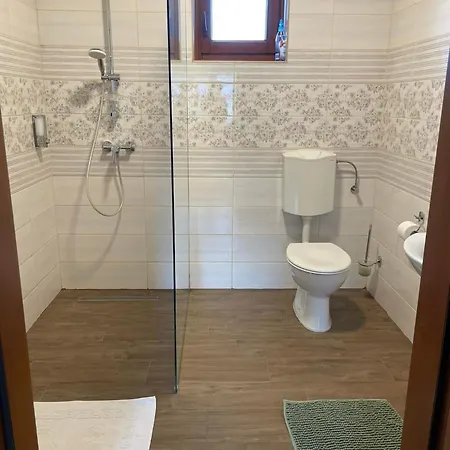 Kovacs Tanya - Falusi Szallashely Çiftlik konaklama Kunmadaras